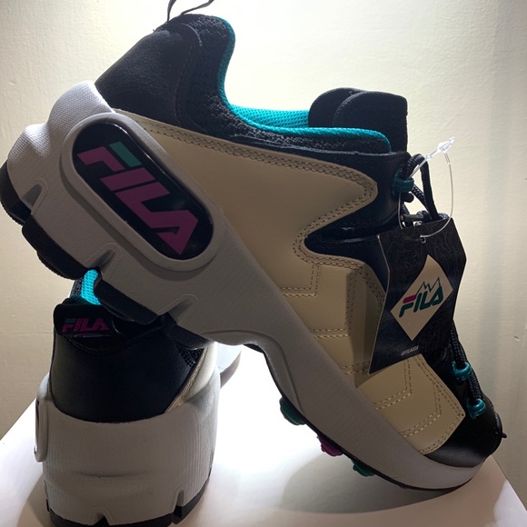 Fila - Picture 6 of 10